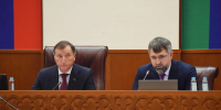 Депутаты фракции «Единая Россия» обсудили повестку третьей сессии Народного Собрания - Народное Собрание