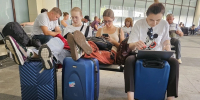 Около 150 пассажиров ждут вылета из Владивостока в Екатеринбург - КП Владивосток