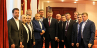 Магомед Рамазанов встретился с фракциями парламента Дагестана - Дагестанская правда
