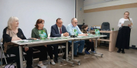 «Малахитовая россыпь: когда стихи становятся книгой» - ЦБС г. Березовский
