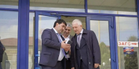 Две команды — одна цель: Саид Маматханов поздравил Темирлана Шабанова с избранием главой района - Газета Кизилюртовские вести
