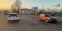 В результате ДТП 45-летний водитель «Киа» с телесными повреждениями осмотрен бригадой скорой медицинской помощи на месте происшествия. - Новгородские Ведомости