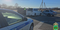 Тройное ДТП произошло в Биробиджане, есть пострадавшие - Время Биробиджана