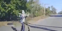 9-летнюю девочку на самокате сбила иномарка под Волгодонском: жуткий момент ДТП попал на видеорегистратор водителя - Bloknot-Volgodonsk.Ru