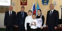 Семьям павших в бою Героев вручены государственные награды - Верховный Хурал (парламент) Республики Тыва