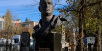В Курске почтили память подполковника ФСБ России Геннадия Карманова - Курская правда