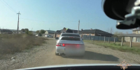 Подросток в Адыгее, пытаясь скрыться, прокатил на капоте госавтоинспектора - Советская Адыгея