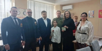 В Воронеже дочери погибшего капитана Максима Серебрянникова вручили орден Мужества (посмертно) - Городская Дума