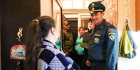 Огнеборцы 1 ПСЧ провели профилактический рейд в жилом секторе - МЧС России