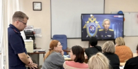 Следователь городского отдела принял участие в педсовете школы и провел интерактивное занятие по противодействию вербовке несовершеннолетних в интернете - Следственный комитет