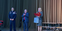 В ЛГУ им. А.С. Пушкина 34-й день рождения отметили награждением лучшим и чествованием ветерана СВО - ЛенТВ24