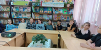 «Гора самоцветов» (Мульт-сеанс по сказкам народов России к Международному дню анимации) - Среднеахтубинская МЦБ