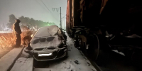 Выезд автомобиля на пути перед приближающимся поездом стал причиной ДТП в Амурской области - Просто газета