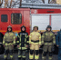 Пожарные вывели взрослого и ребёнка из дома на Космонавта Леонова - VikiPerm.Com