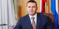Дмитрий Демешин поздравил тренеров края с профессиональным праздником - КП Хабаровск