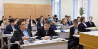 Фото: StockphotoVideo/Shutterstock/Fotodom - Красный Север