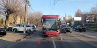 В Иванове «Хендай» при выезде с парковки врезался в троллейбус - Сетевое издание Ивановские новости