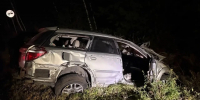 Subaru столкнулся с грузовиком и опрокинулся в кювет на рязанской трассе - Комсомольская Правда