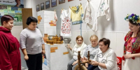 В Ремонтненском РДК прошли фольклорные вечерки о единстве народов - Газета Рассвет