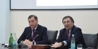 Заур Аскендеров поздравил ДГУ с 95-летием и вручил награды преподавателям - Народное Собрание