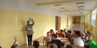 Лагерь «Пчёлка» провёл второй день с зарядкой, викторинами и сказками - Газета Посинформ